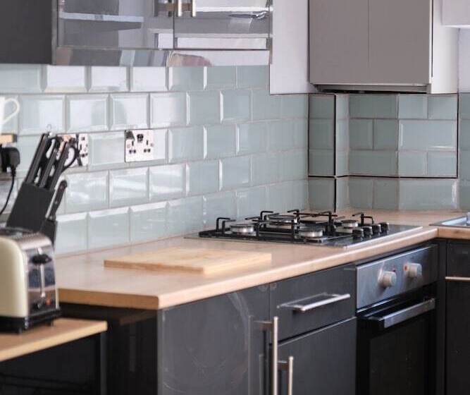 New 2bd Victorian Terraced House Loughborough