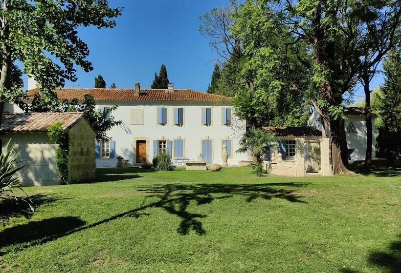 Пансион Mas Du Versadou