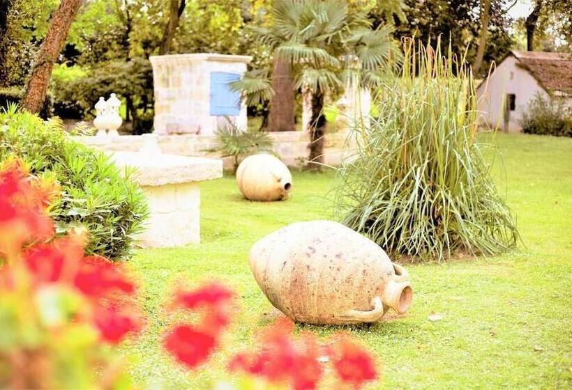 Пансион Mas Du Versadou