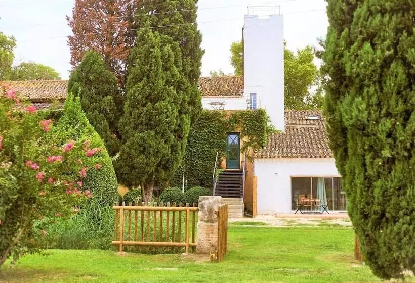 Majatalo Mas Du Versadou