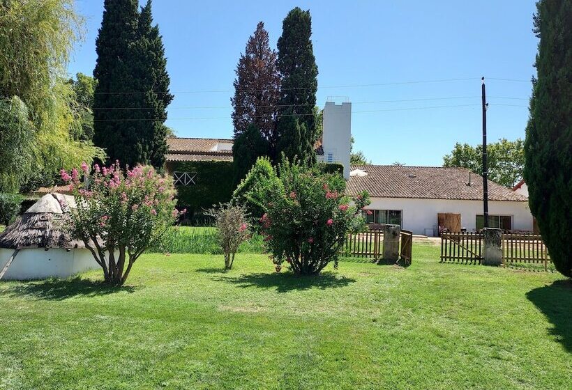 Пансион Mas Du Versadou