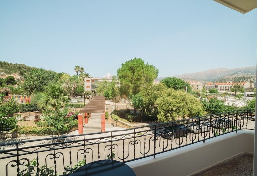 ペンション Yasemi