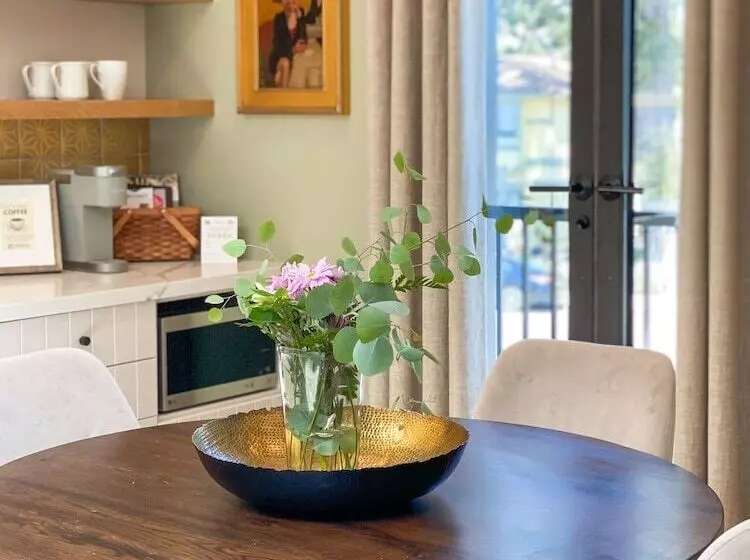 The Lofts At The Market