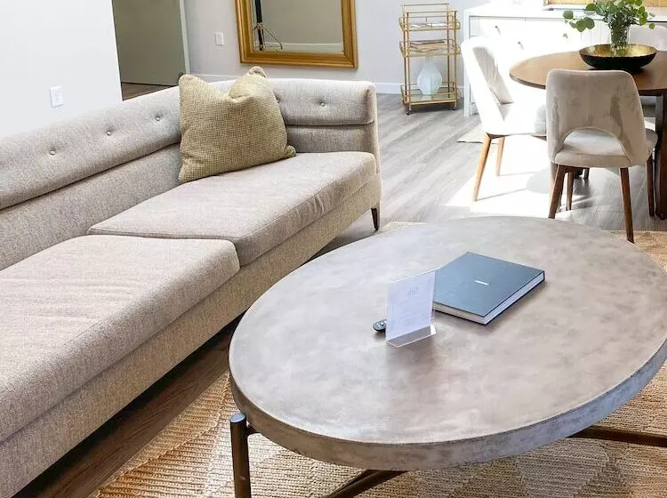 The Lofts At The Market