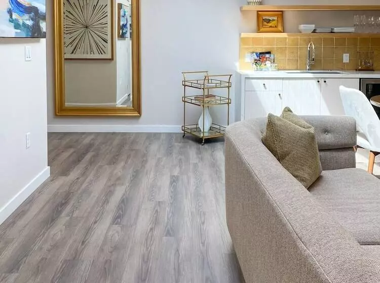 The Lofts At The Market