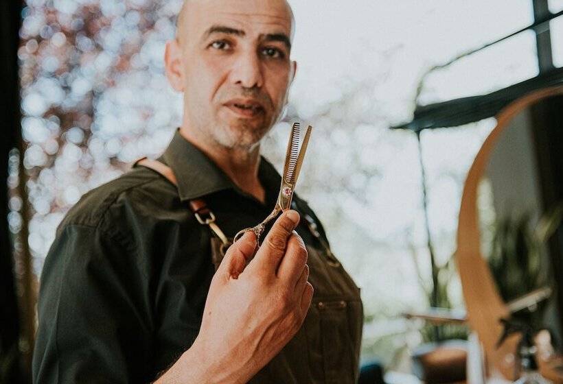 Wabi Hotel   Beauty & Dental Center