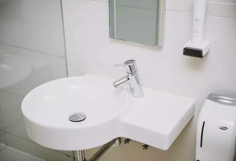 Wabi Hotel   Beauty & Dental Center