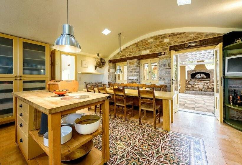 Aria Paros Residence