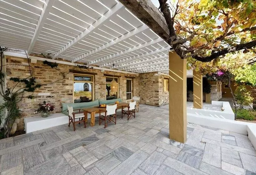 Aria Paros Residence