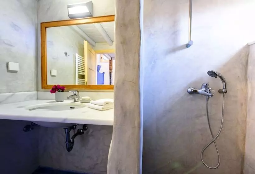 Aria Paros Residence