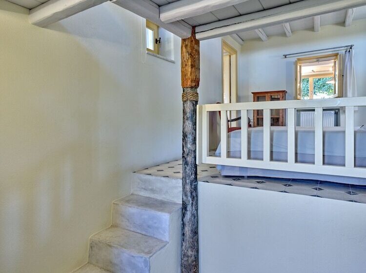 Aria Paros Residence