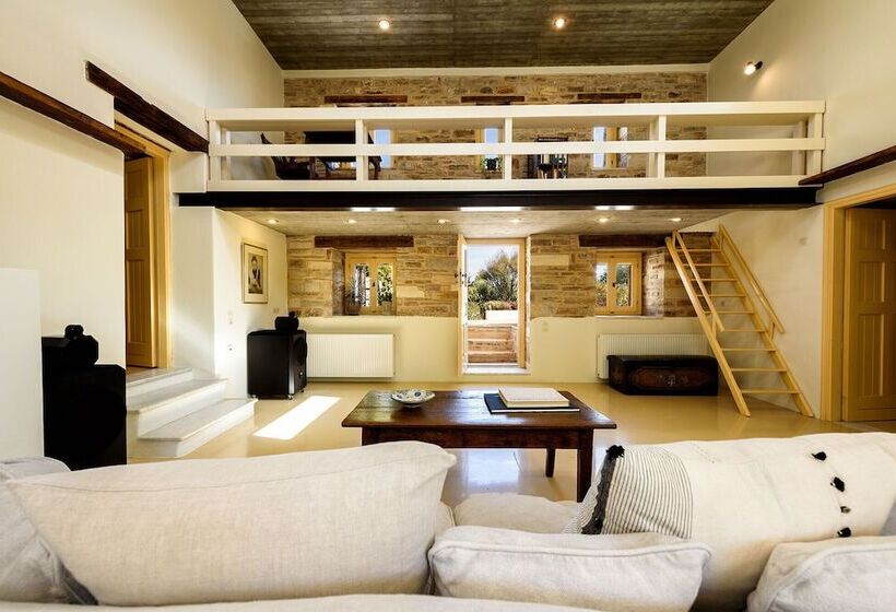 Aria Paros Residence