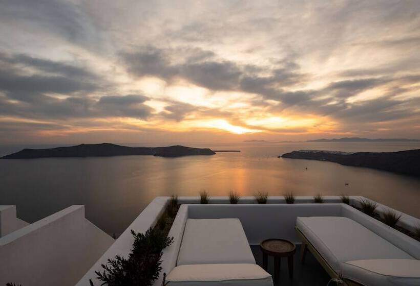 Bed and Breakfast Serendipity Cliffside Villa & Suites