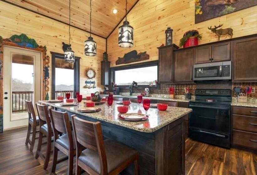 Cabin Fever 2 Bedrooms, 2 Baths, Sleeps 8 2 Cabin By Redawning