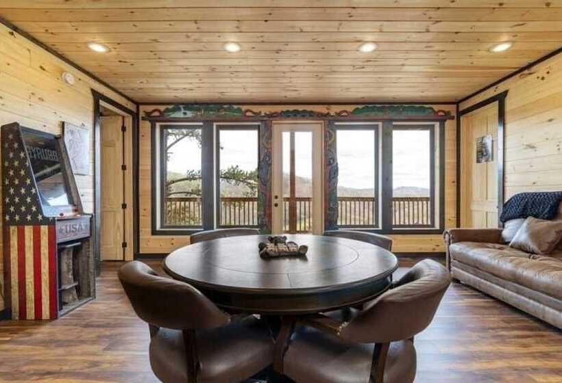 Cabin Fever 2 Bedrooms, 2 Baths, Sleeps 8 2 Cabin By Redawning