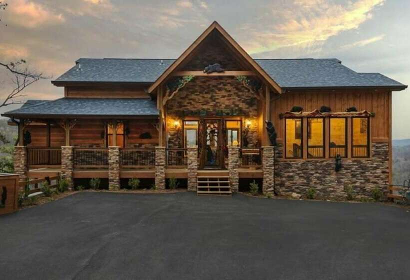 Cabin Fever 2 Bedrooms, 2 Baths, Sleeps 8 2 Cabin By Redawning