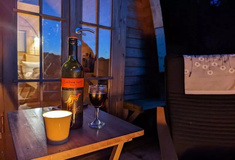 Cosy Pod Cabin Near Beautiful Landscape In Omagh