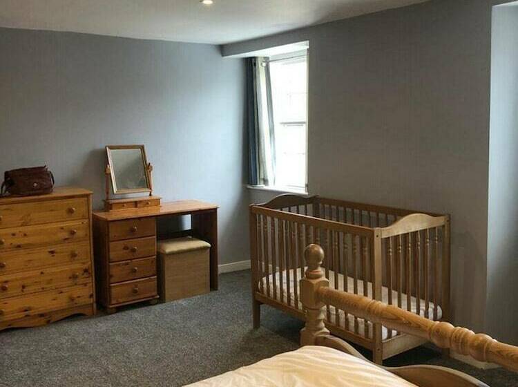 Delightful Period Cottage In The Heart Of Brixham