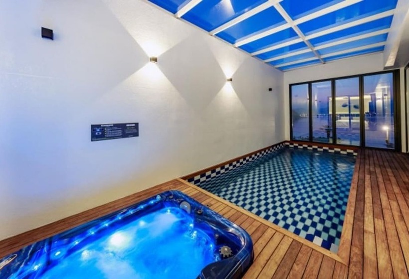 Goseong Oho Rock Pool Villa Pension