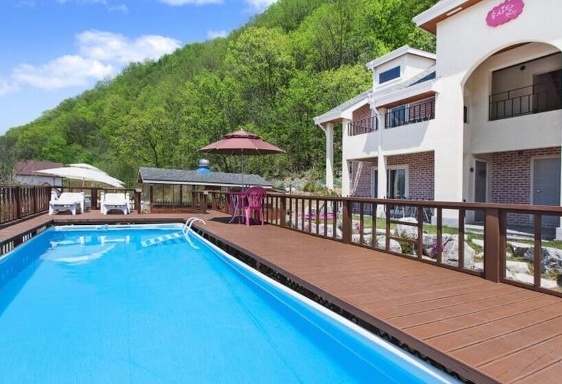 Hongcheon Cotton Candy Pension