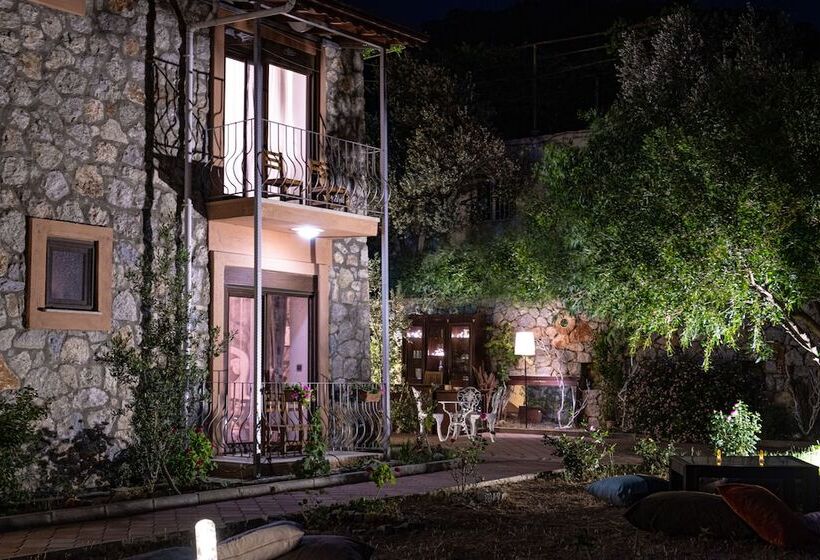 Отель Casa Di Pietra