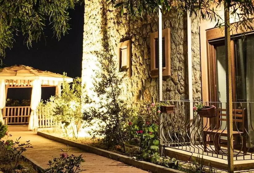 Hotelli Casa Di Pietra