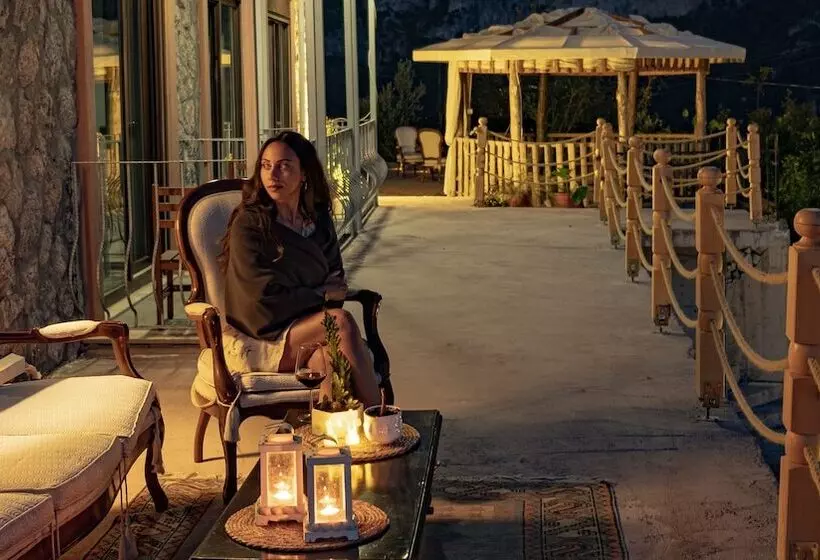 Hotelli Casa Di Pietra