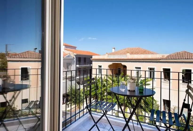 Hotelli Epoch House & The Orange Shop   Adults Only