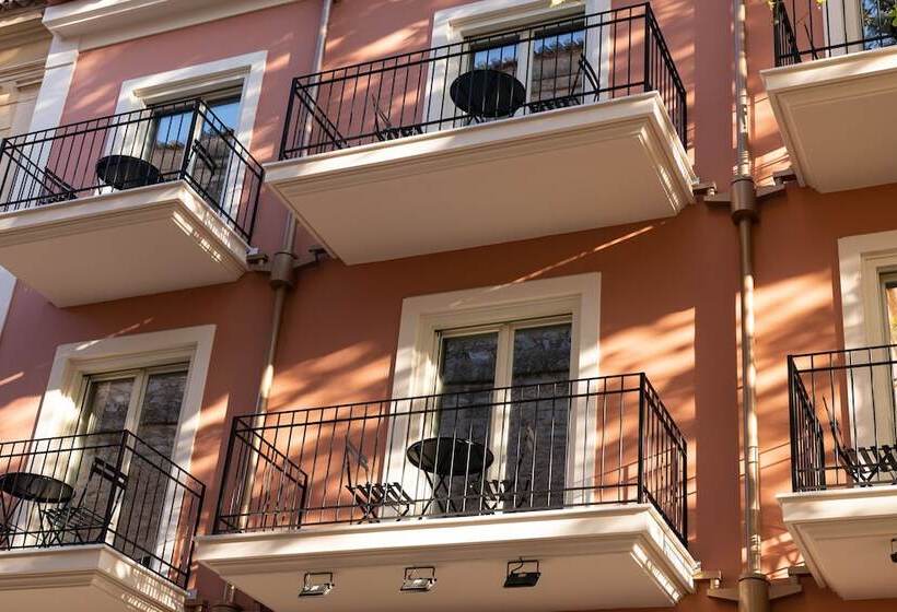 בית מלון כפרי Epoch House & The Orange Shop   Adults Only