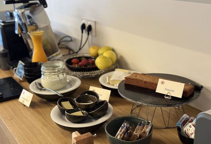 호텔 Logis Hôtel Restaurant L Argence