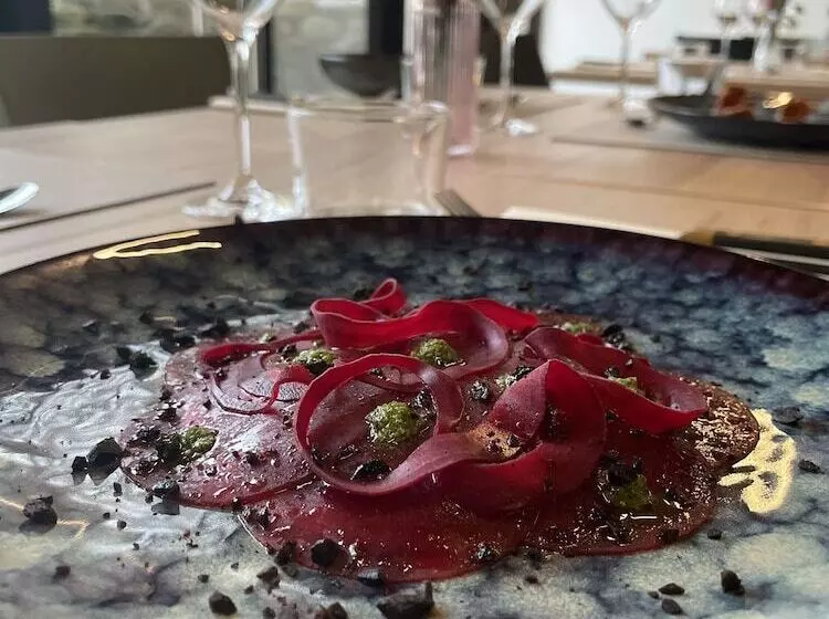 ホテル Logis Hôtel Restaurant L Argence