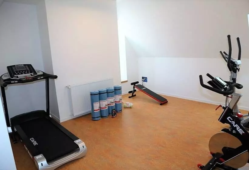 ホテル Logis Hôtel Restaurant L Argence