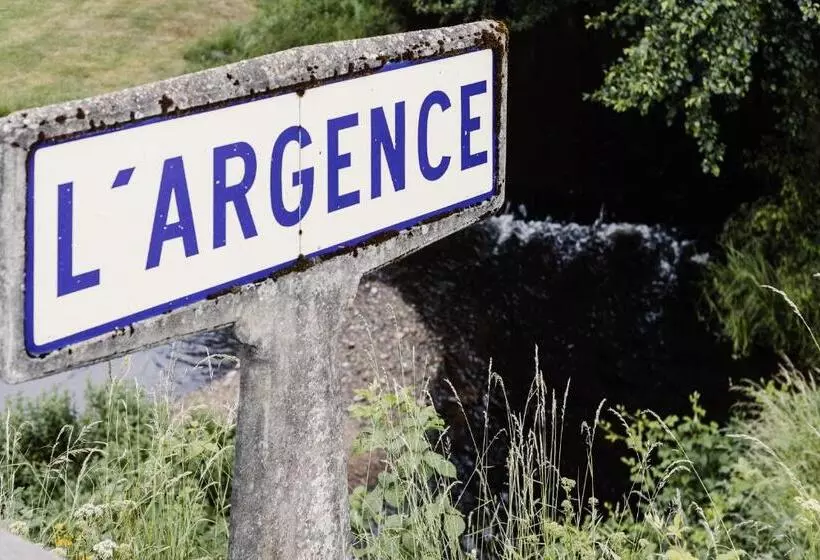 ホテル Logis Hôtel Restaurant L Argence