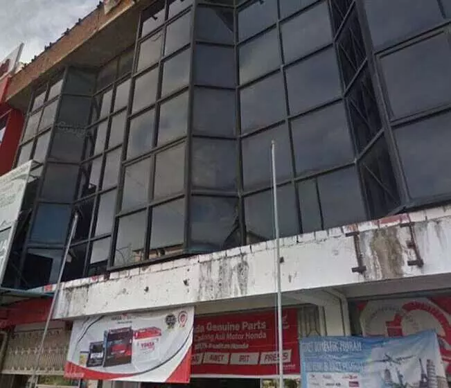 ホテル Spot On 91343 Kartika Guest House Syariah