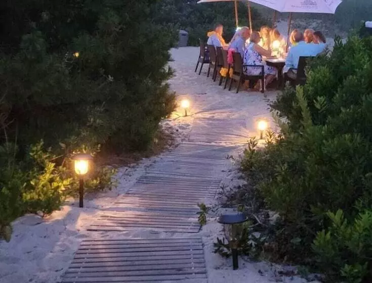 Hotelli Summer House