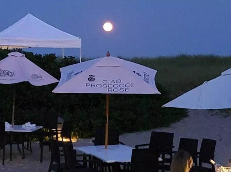 Hotelli Summer House