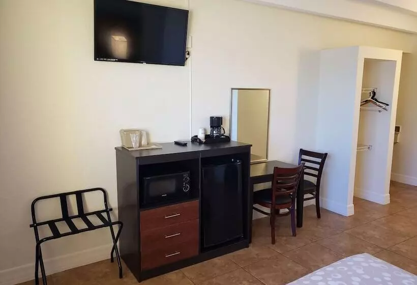 モーテル Oceanfront Inn And Suites