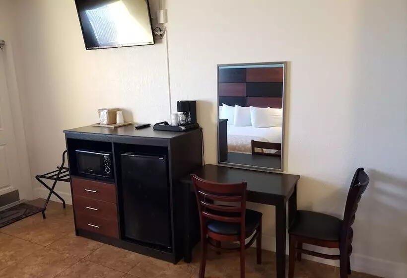 モーテル Oceanfront Inn And Suites