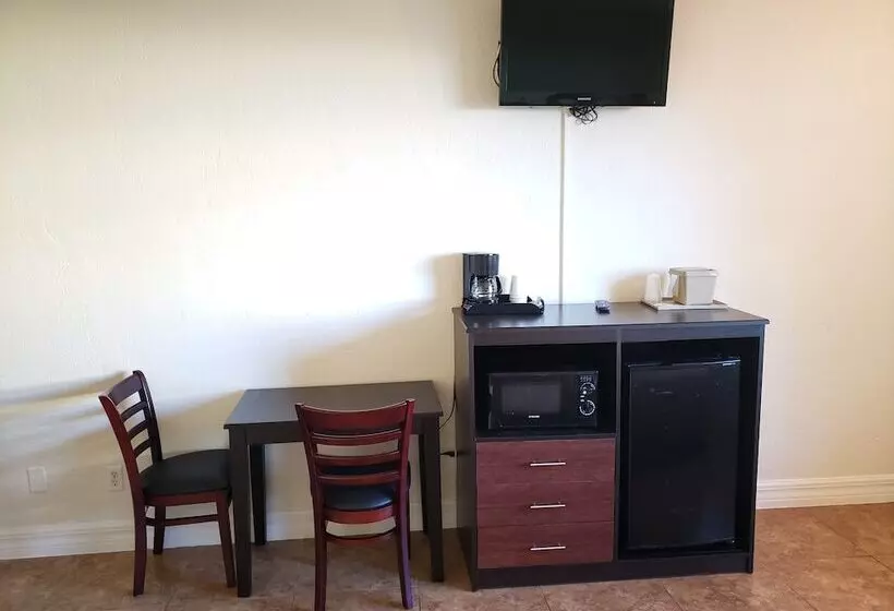 モーテル Oceanfront Inn And Suites