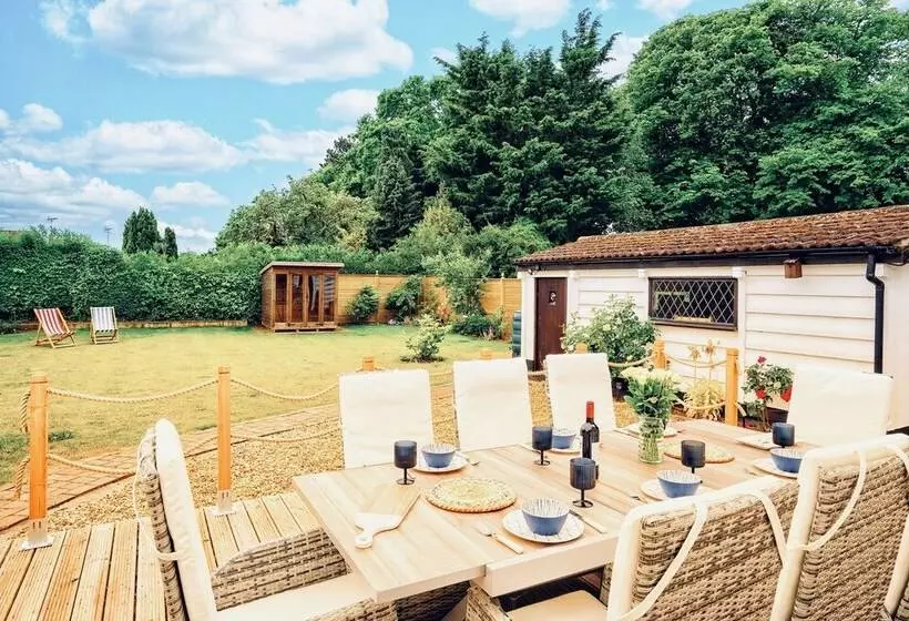Norfolk Holiday Cottage 4 Bed Luxury Dog Friendly