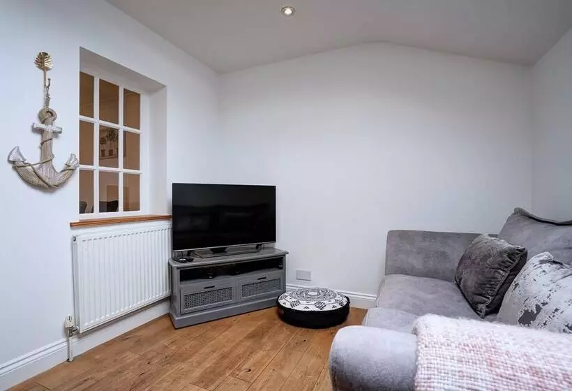 Norfolk Holiday Cottage 4 Bed Luxury Dog Friendly