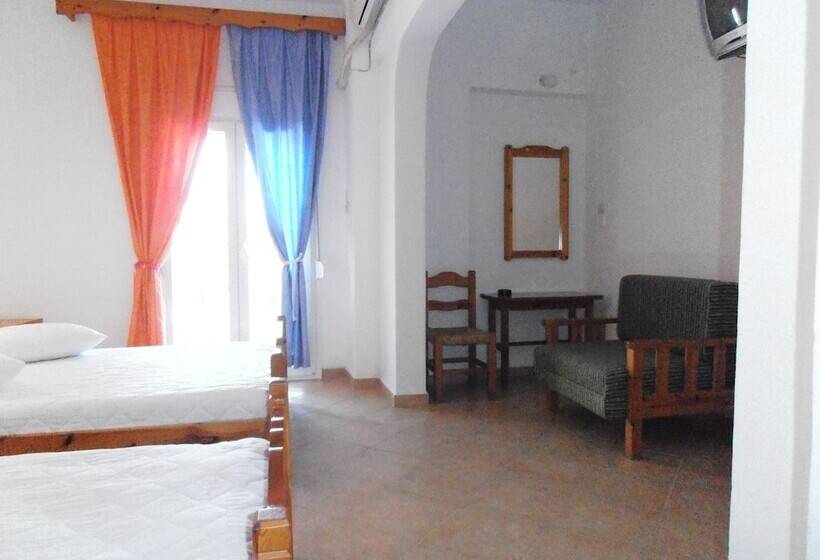 پانسیون Julieta S House