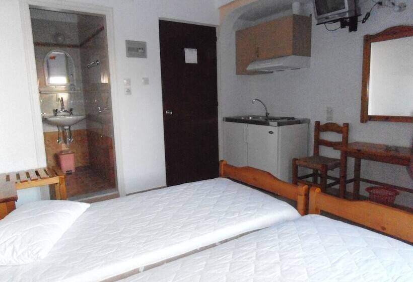 پانسیون Julieta S House