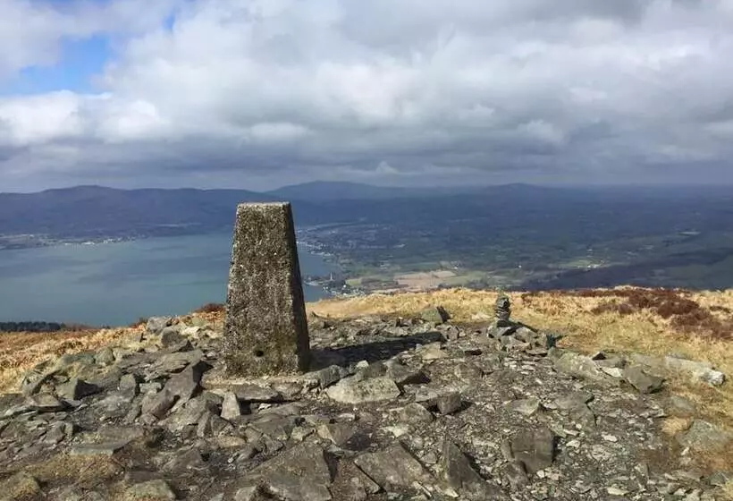 レジデンス Forest View Impeccable Two Bedroom House