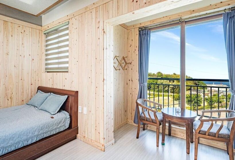 Samcheok Neulpuleun Pension