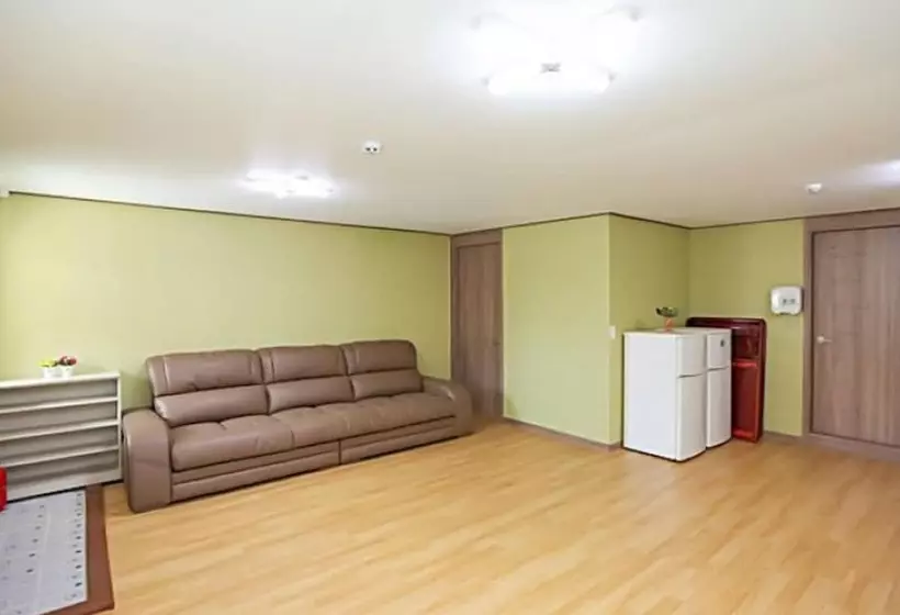 Taean Sea Aroma House Pension
