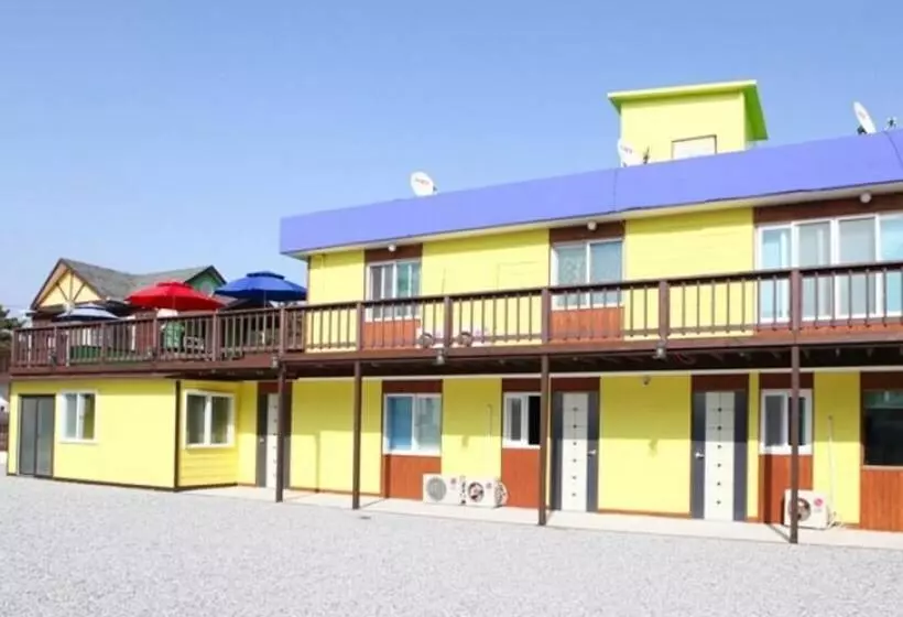 Taean Sea Aroma House Pension