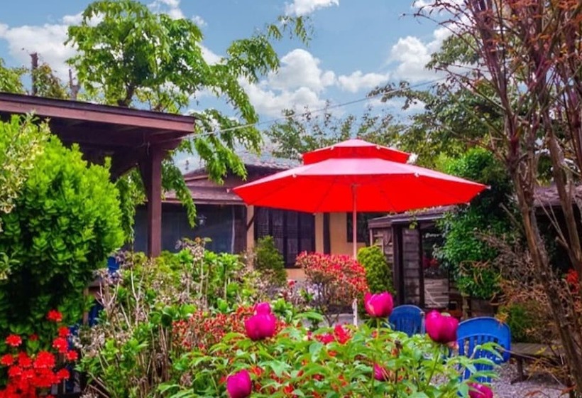 Taean Yetjip Hwangtobang Pension