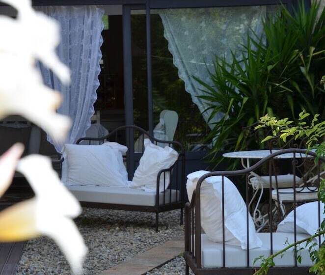 Bed and Breakfast La Petite Aiguebonne