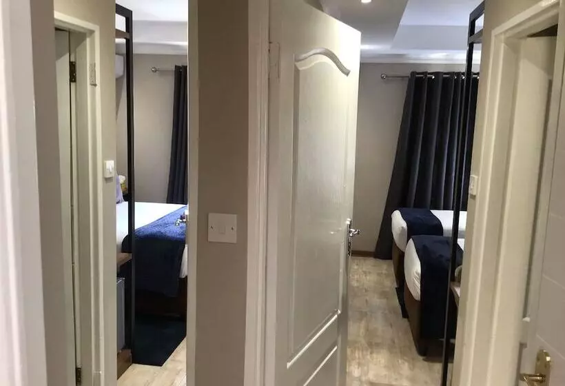 تختخواب و صبحانه The Capital Guest House